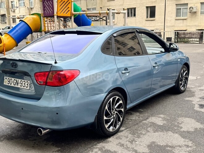 Hyundai Elantra 2009, 300,000 km - 2.0 л - Bakı