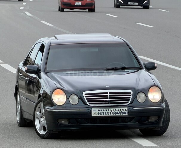 Mercedes E 320 2001, 375,000 km - 3.2 л - Bakı