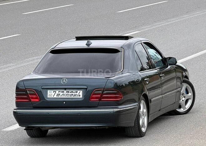 Mercedes E 320 2001, 375,000 km - 3.2 л - Bakı