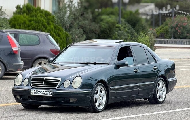 Mercedes E 320 2001, 375,000 km - 3.2 л - Bakı