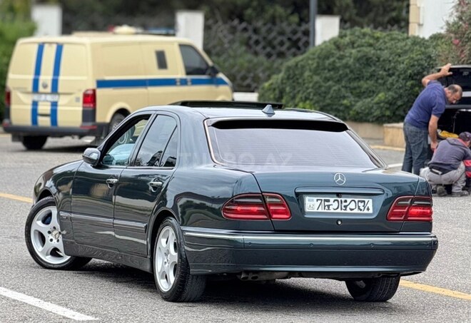 Mercedes E 320 2001, 375,000 km - 3.2 л - Bakı