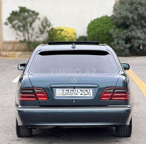 Mercedes E 320 2001, 375,000 km - 3.2 л - Bakı