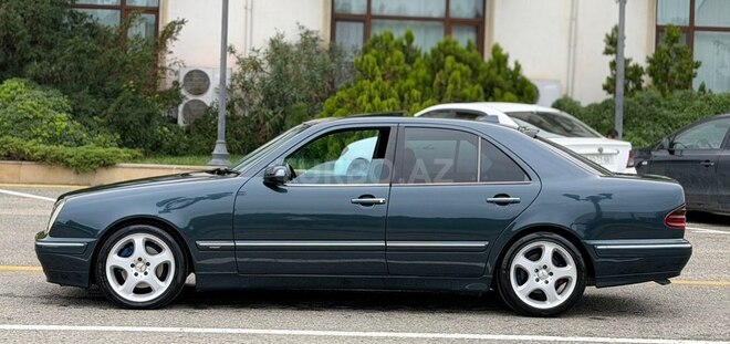 Mercedes E 320 2001, 375,000 km - 3.2 л - Bakı