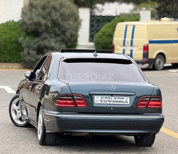Mercedes E 320 2001, 375,000 km - 3.2 л - Bakı