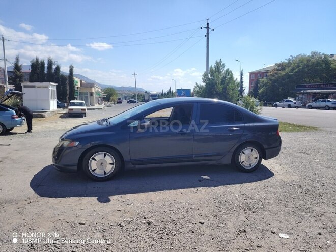 Honda Civic 2006, 289,000 km - 1.3 л - Şəki