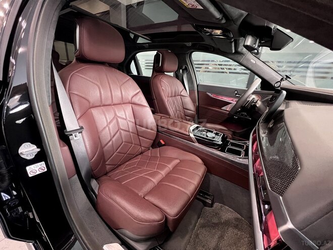 BMW 740 2023, 34,000 km - 3.0 л - Bakı
