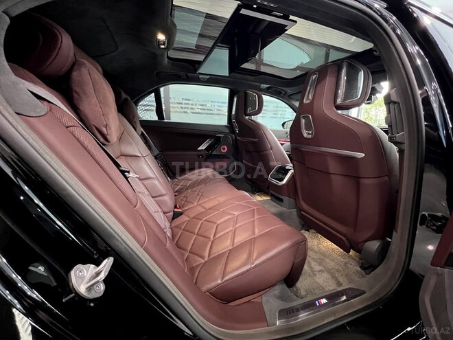 BMW 740 2023, 34,000 km - 3.0 л - Bakı