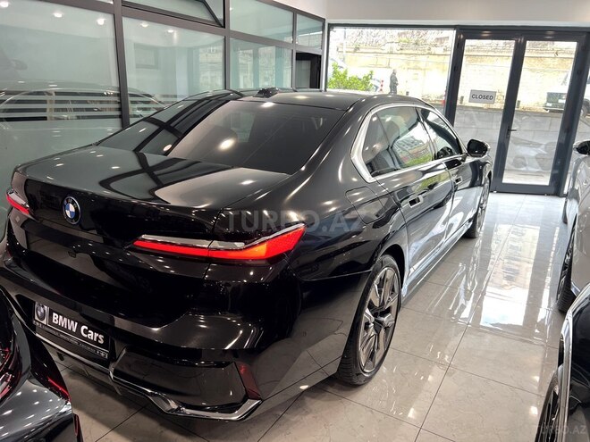 BMW 740 2023, 34,000 km - 3.0 л - Bakı
