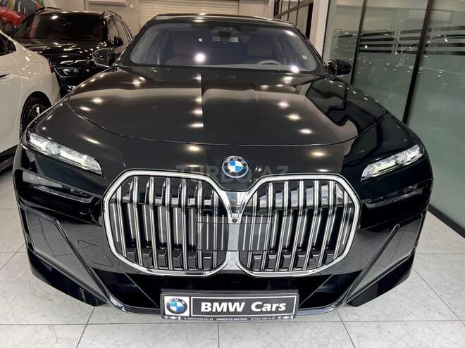 BMW 740 2023, 34,000 km - 3.0 л - Bakı