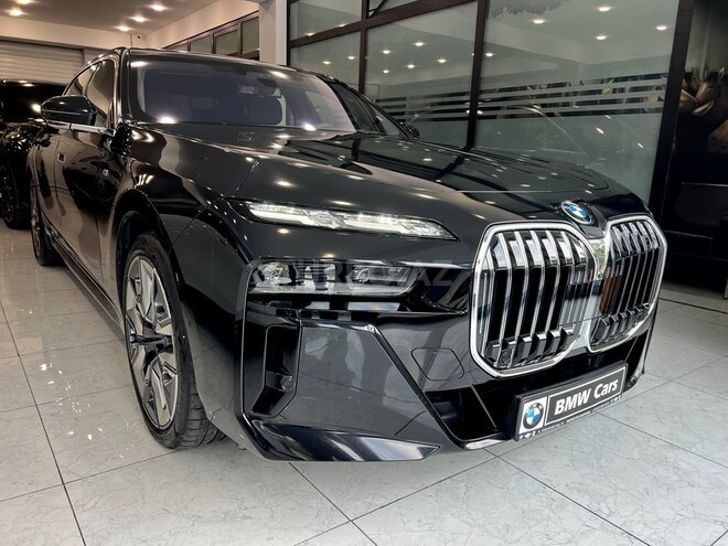 BMW 740 2023, 34,000 km - 3.0 л - Bakı