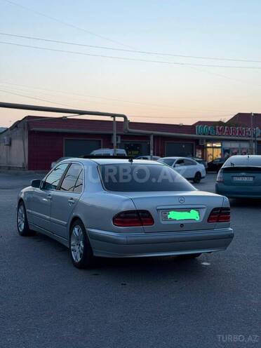 Mercedes E 220 2002, 600,000 km - 2.2 l - Bakı