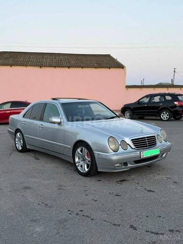 Mercedes E 220 2002, 600,000 km - 2.2 l - Bakı