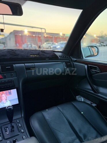 Mercedes E 220 2002, 600,000 km - 2.2 l - Bakı