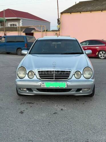 Mercedes E 220 2002, 600,000 km - 2.2 l - Bakı