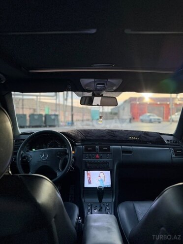 Mercedes E 220 2002, 600,000 km - 2.2 l - Bakı