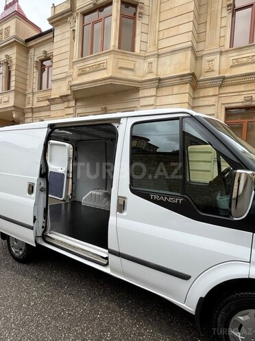 Ford Transit 2011, 200,008 km - 2.2 l - Quba