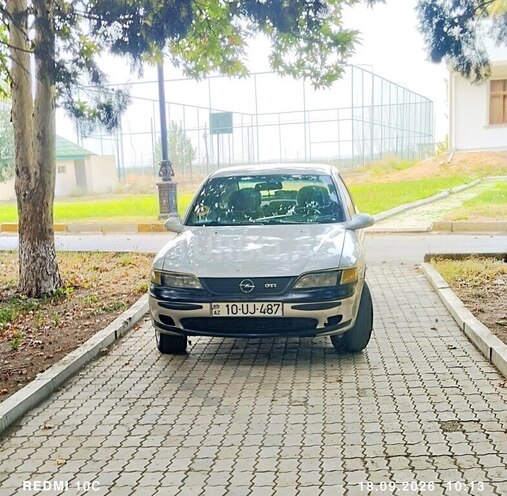 Opel Vectra 1997, 560,000 km - 1.8 l - Gəncə