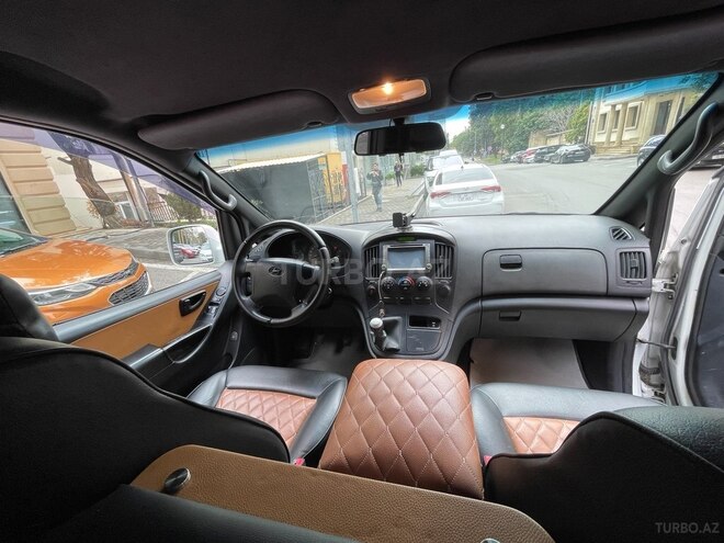 Hyundai H-1 2009, 183,000 km - 2.5 l - Bakı