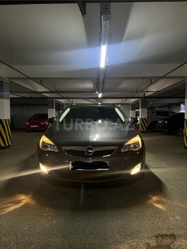 Opel Astra 2011, 270,000 km - 1.3 л - Gəncə