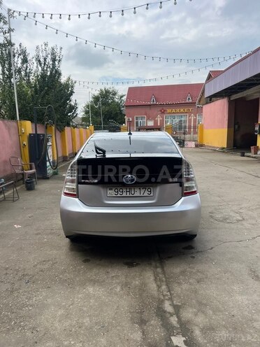 Toyota Prius 2010, 100,084 km - 1.8 l - Tovuz