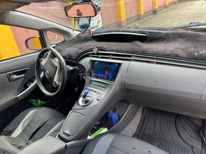 Toyota Prius 2010, 100,084 km - 1.8 l - Tovuz