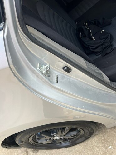 Toyota Prius 2010, 100,084 km - 1.8 l - Tovuz