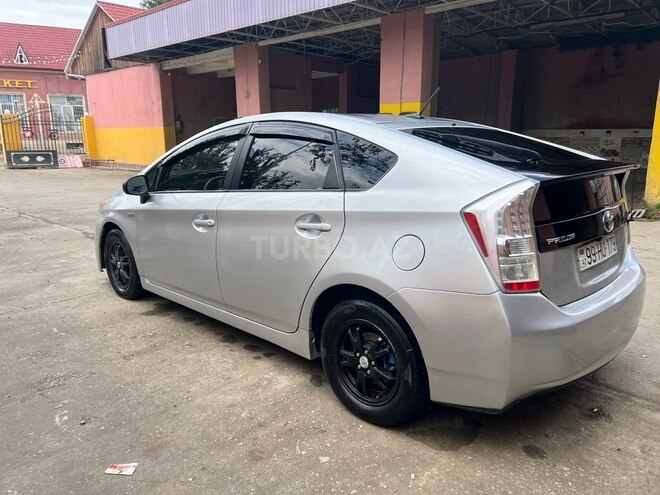 Toyota Prius 2010, 100,084 km - 1.8 l - Tovuz