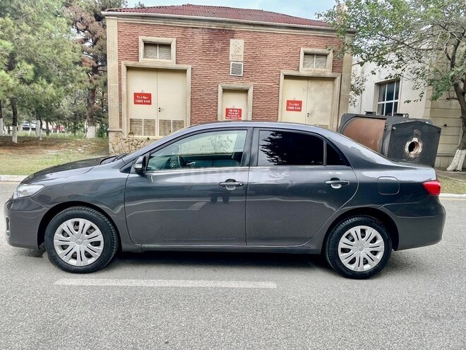 Toyota Corolla 2013, 209,700 km - 1.6 л - Bakı