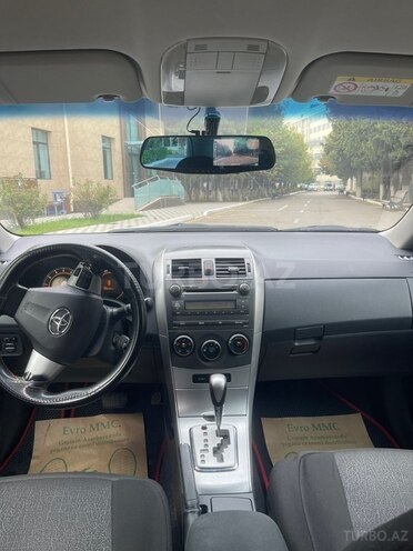 Toyota Corolla 2013, 209,700 km - 1.6 л - Bakı