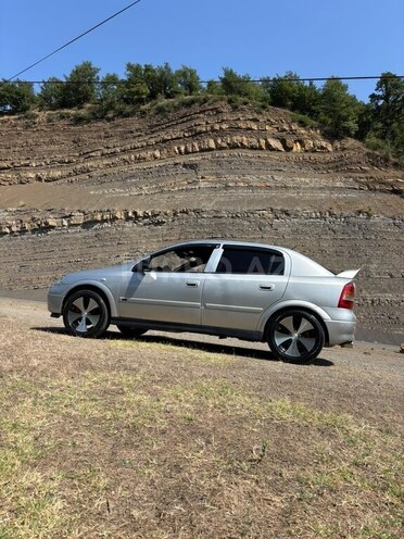 Opel Astra 1999, 163,949 km - 1.8 l - Salyan