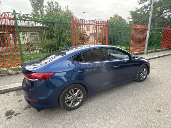 Hyundai Elantra 2018, 105,604 km - 1.8 l - Bakı
