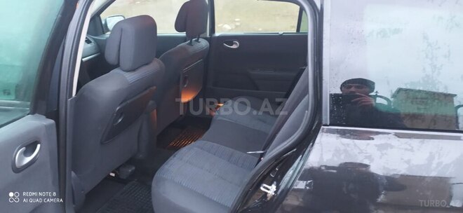 Renault Megane 2008, 270,000 km - 1.5 л - Qusar