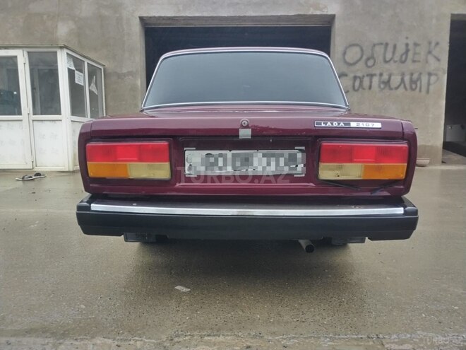 LADA (VAZ) 2107 2003, 243,161 km - 1.6 l - Salyan
