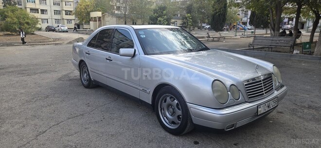 Mercedes E 240 1999, 444,579 km - 2.4 l - Gəncə