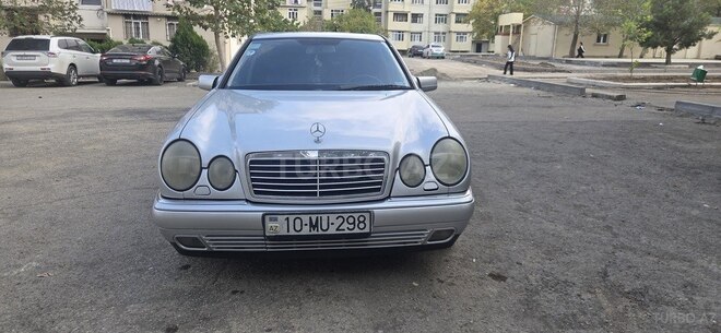 Mercedes E 240 1999, 444,579 km - 2.4 l - Gəncə