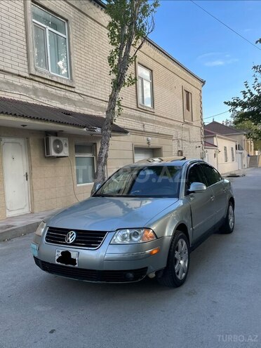 Volkswagen Passat 2004, 357,772 km - 1.8 л - Bakı