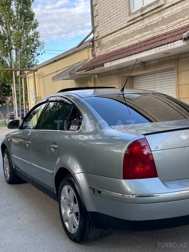Volkswagen Passat 2004, 357,772 km - 1.8 л - Bakı