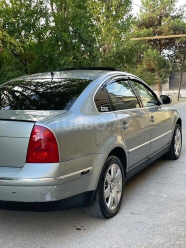 Volkswagen Passat 2004, 357,772 km - 1.8 л - Bakı