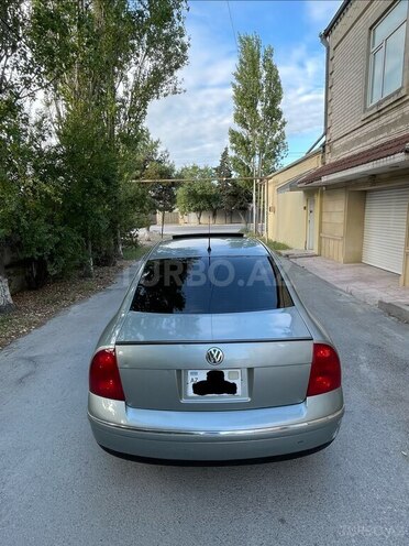 Volkswagen Passat 2004, 357,772 km - 1.8 л - Bakı