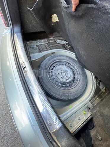 Volkswagen Passat 2004, 357,772 km - 1.8 л - Bakı
