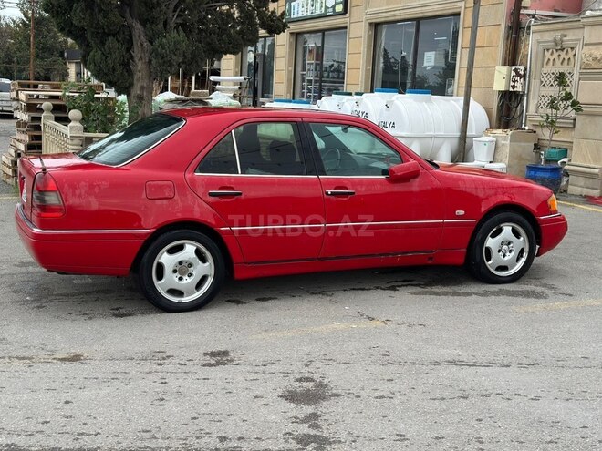 Mercedes C 220 1995, 238,580 km - 2.2 l - Bakı
