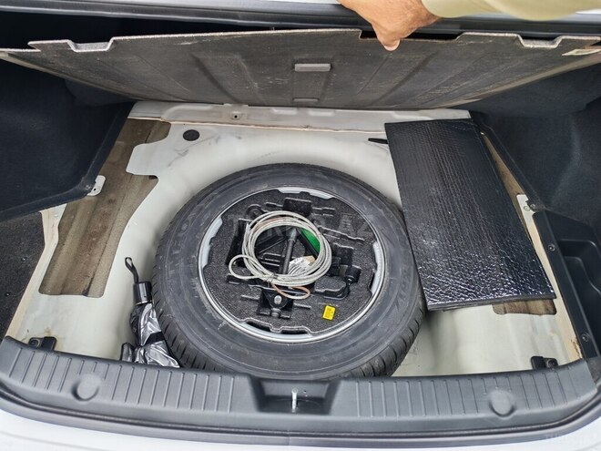 Hyundai Sonata 2010, 286,974 km - 2.4 л - Bərdə