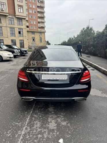 Mercedes E 300 2017, 208,000 km - 2.0 л - Bakı