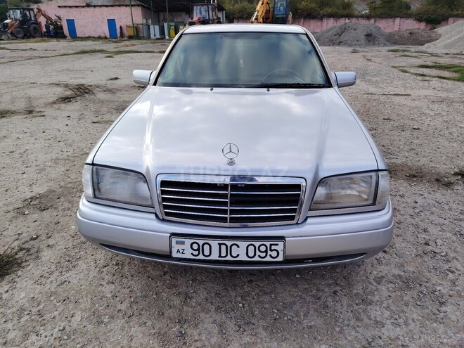 Mercedes C 200 1995, 456,000 km - 2.0 л - Şamaxı