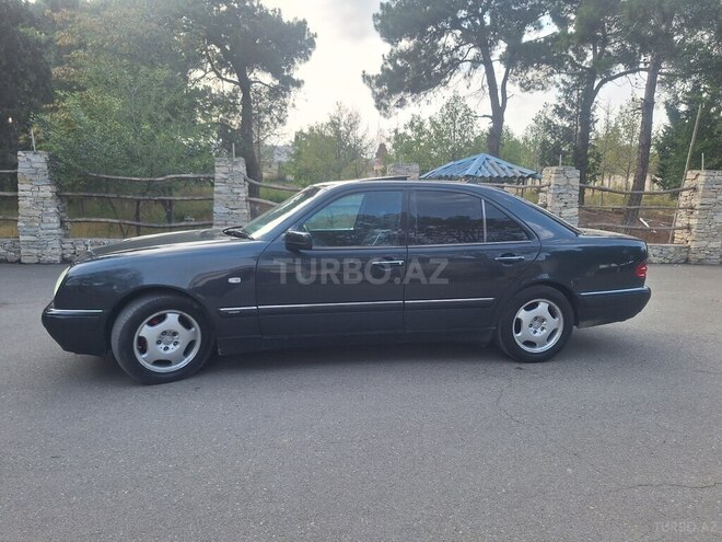 Mercedes E 240 1998, 370,000 km - 2.4 л - Tovuz