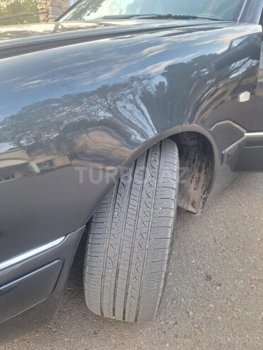 Mercedes E 240 1998, 370,000 km - 2.4 л - Tovuz