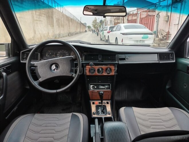 Mercedes 190 1990, 295,000 km - 2.0 л - Bakı