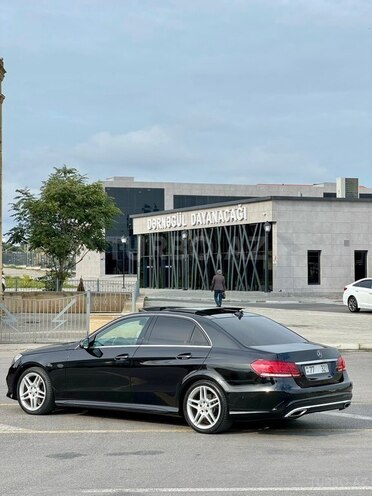 Mercedes E 250 2015, 298,000 km - 2.1 l - Bakı