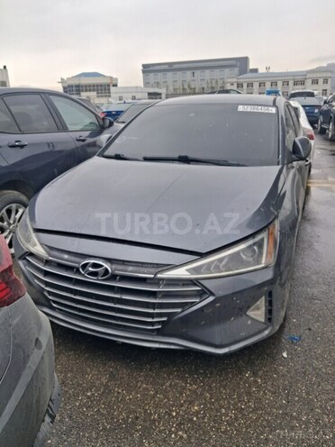 Hyundai Elantra 2018, 120,000 km - 2.0 l - Bakı
