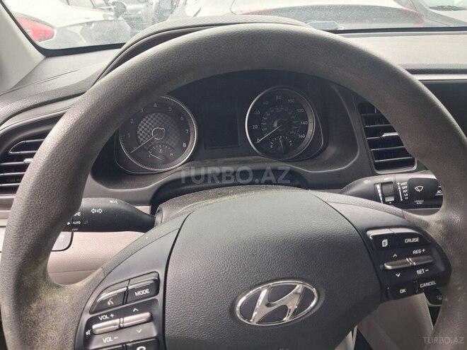 Hyundai Elantra 2018, 120,000 km - 2.0 l - Bakı